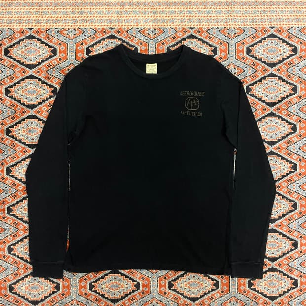 아베크롬비 블랙 백 프린팅 긴팔 티셔츠 여성L