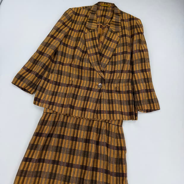 90s 버버리 체크패턴 블레이저&스커트 셋업