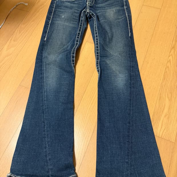 트루릴리젼 부츠컷 청바지