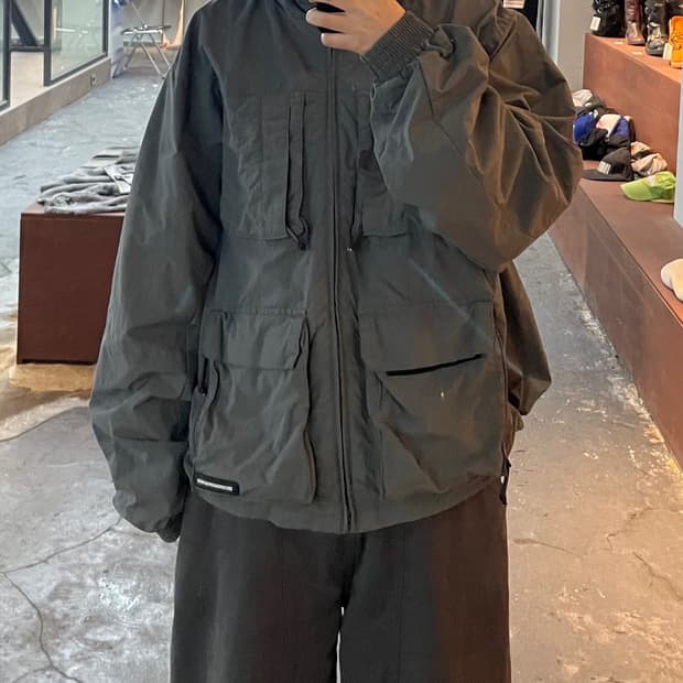 세컨모놀로그 크롭 필드 자켓 H551