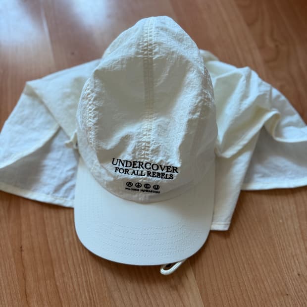 Undercover 모자