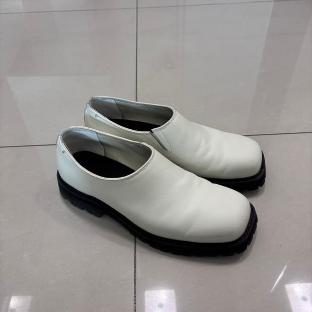 265 자라 니콜슨 콜라보 비브람 로퍼