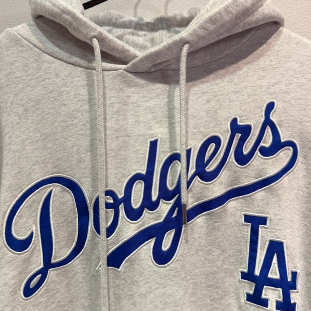 GENUINE MERCHANDISE LA 다저스 빅로고 자수 후드