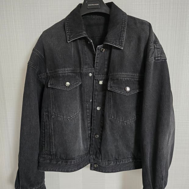 우영미 24fw 블랙데님 레귤러자켓