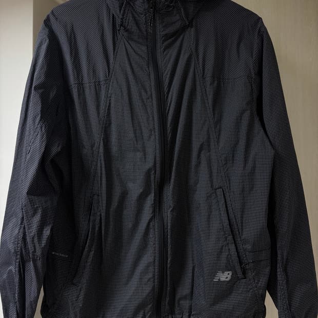 뉴발란스 러닝 경량 바람막이 L