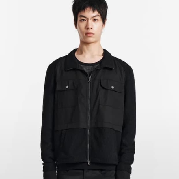 기철 모노니트집업 삽니다. (M)