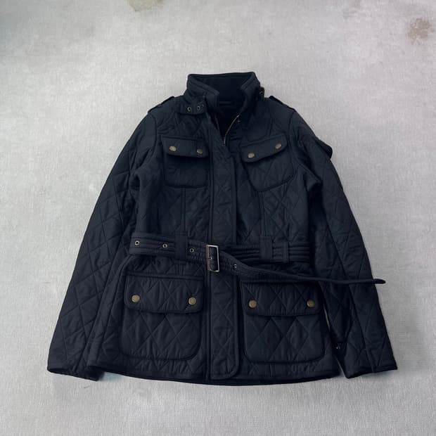 W 95 바버 인터네셔널 퀄팅 벨티드자켓