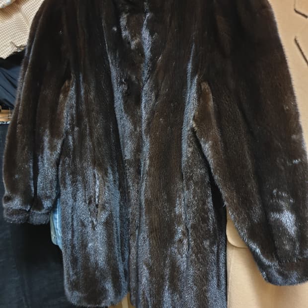 진도 블랙그라마 밍크모피 코트 다크브라운 (94-106-165)