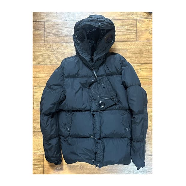 cp컴퍼니 체스트포켓 바라클라바 패딩 L