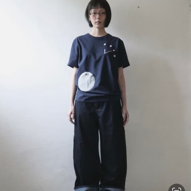 새제품 더콜디스트모먼트 네이비 반팔티  s