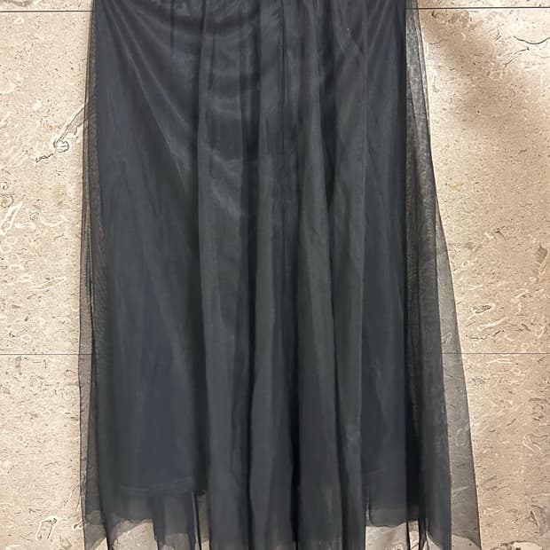  stradivarius 블랙 샤스커트 튤스커트