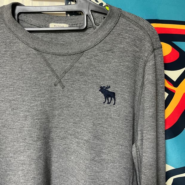 아베크롬비 머슬핏 롱슬리브