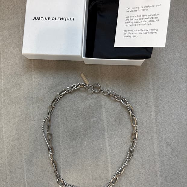 justine clenquet 목걸이