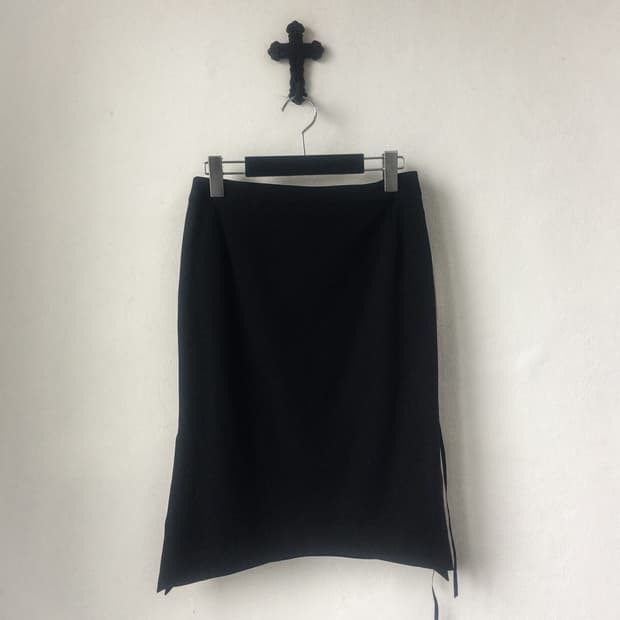 Side lace up point midi skirt