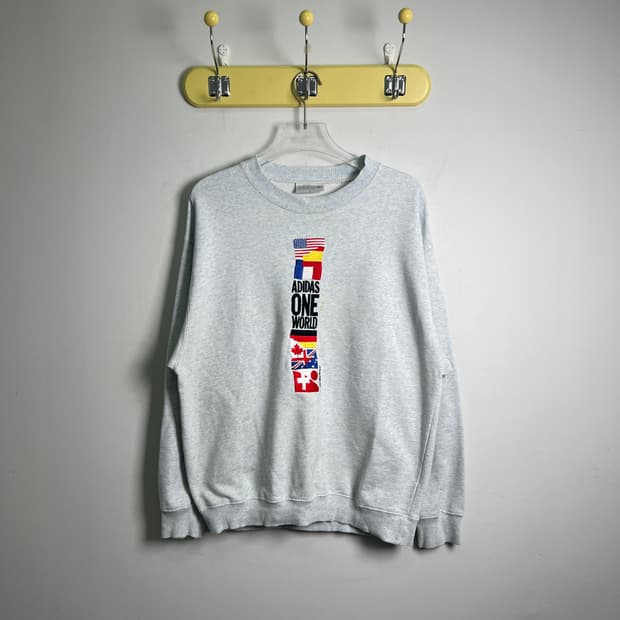 아디다스 빈티지 플래그 아카이브 크루넥 맨투맨 L