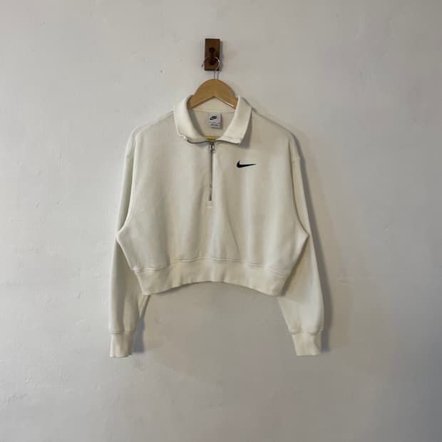 나이키 크롭 맨투맨 