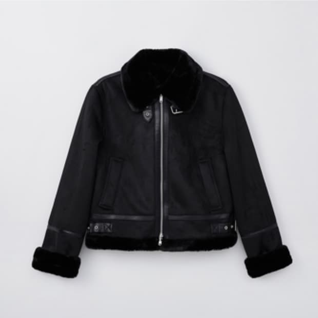 스파오 퍼배색 무스탕 블랙 s