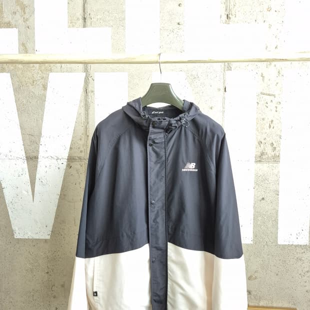 뉴발란스  간절기 웜업 후드자켓