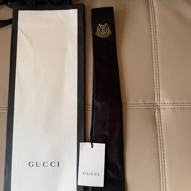 [F] 구찌 블랙 넥타이 (새상품)