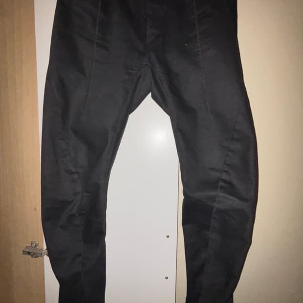 D.HYGEN Cotton Stretch Curved Pant