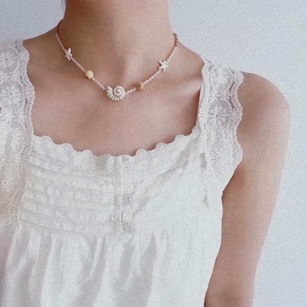 Surf wave necklace