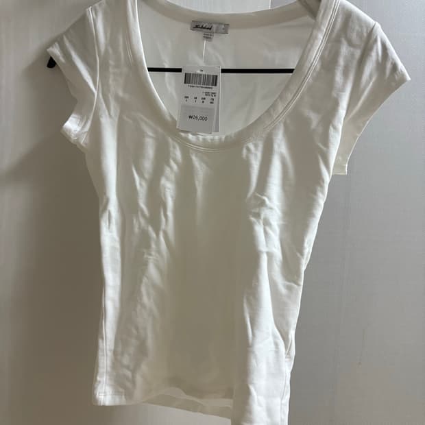 Subdued 섭듀드 캡소매 반팔티 새상품