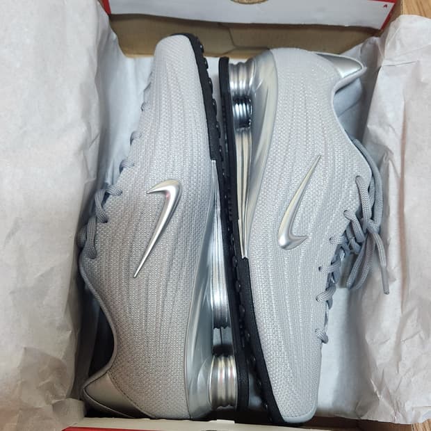 나이키 샥스z 245