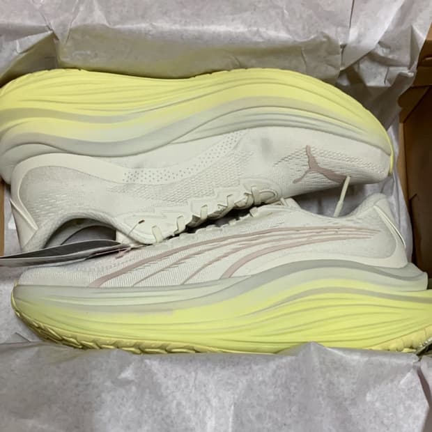 푸마 매그맥스 나이트로 웜화이트 골드문 280 새제품