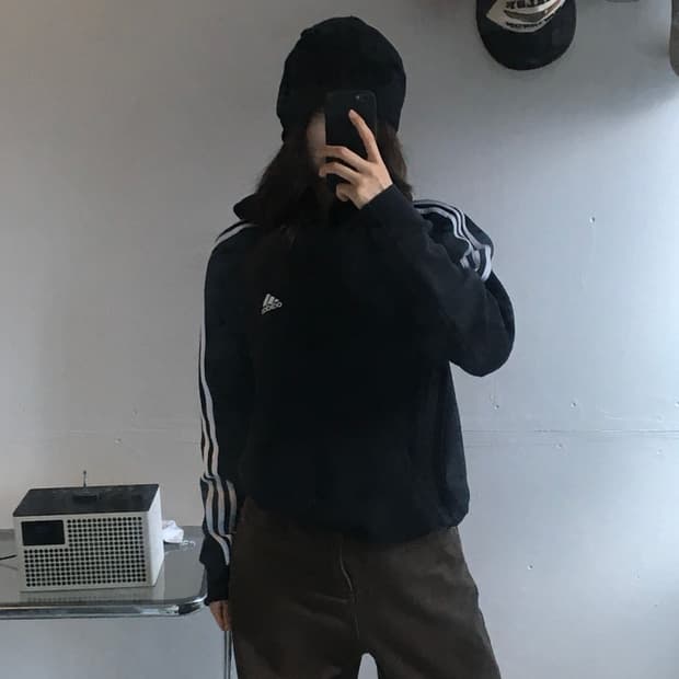 아디다스 삼선 사이드라인 후드티