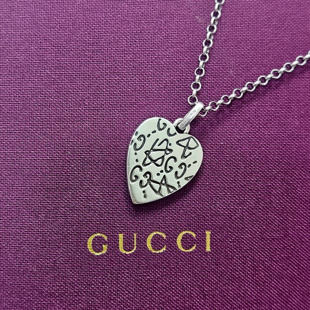 구찌 고스트 하트 목걸이 [남녀공용]
[정품/풀박스]