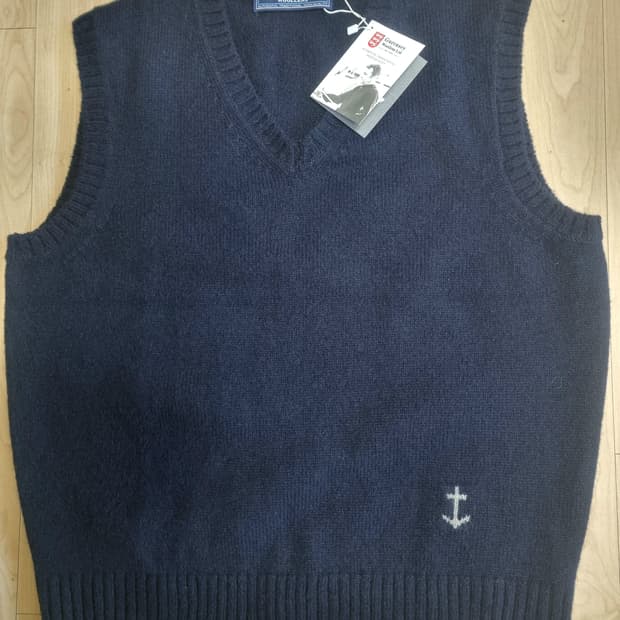 건지울른스 셔틀랜드울 브이넥 베스트 네이비 L