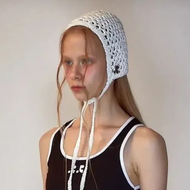 레스트앤레크레이션 RR로고 니트 보넷 아이보리