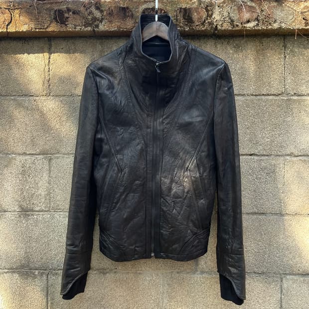 [95] Codes Combine 하이넥 양가죽 자켓