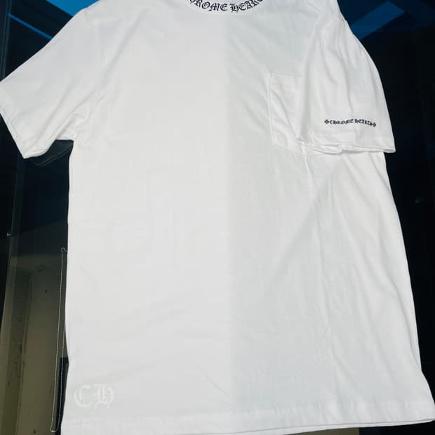 크롬하츠 넥로고 포켓 반팔티 L사이즈