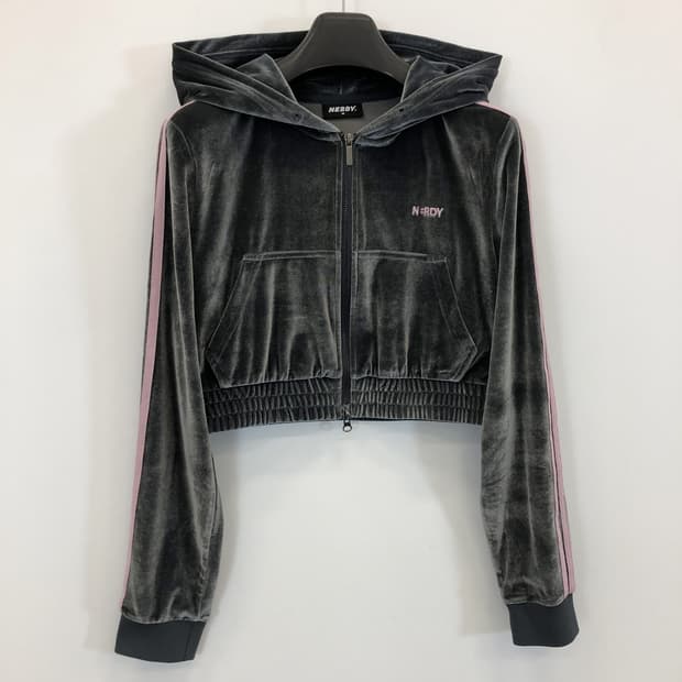 NERDY 널디 크롭 벨벳져지 M