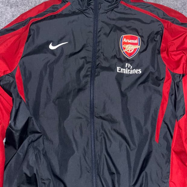 나이시 아스널 바람막이