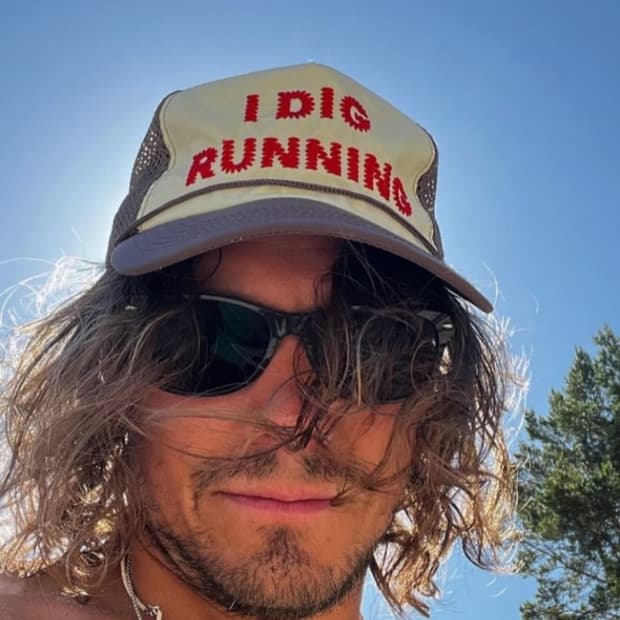 알렉스 조노 I DIG RUNNING 모자
