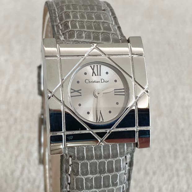 크리스찬 디올 쿨 까레 워치 23mm 쿼츠 여성용