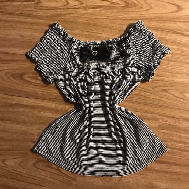 빈티지 공겜여주 리본 스트라이프 반팔 티셔츠 히메갸루 로걀 핀터깔 긱시크