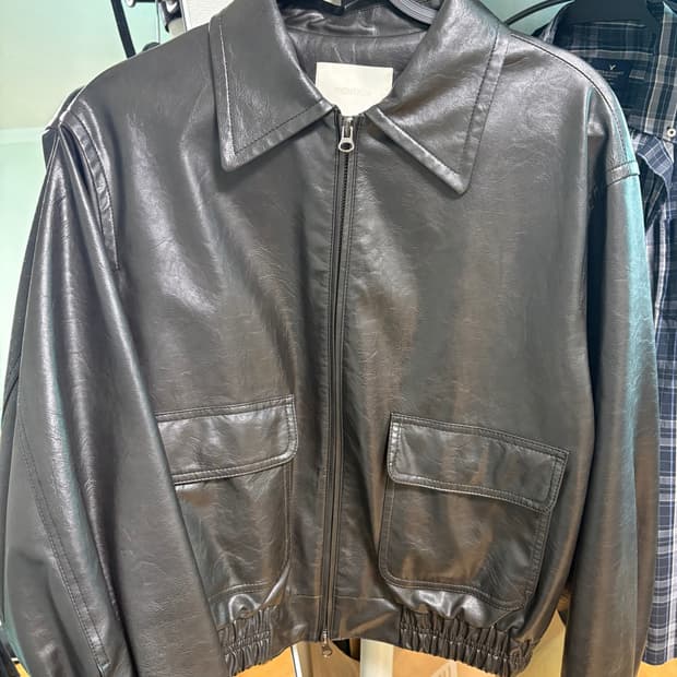 페이크레더자켓