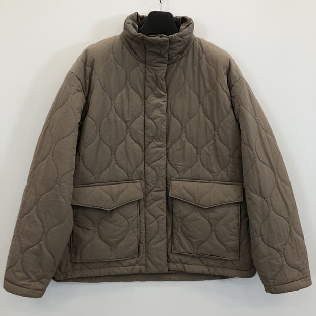 앤아더스토리즈 퀄팅 오버점퍼 L