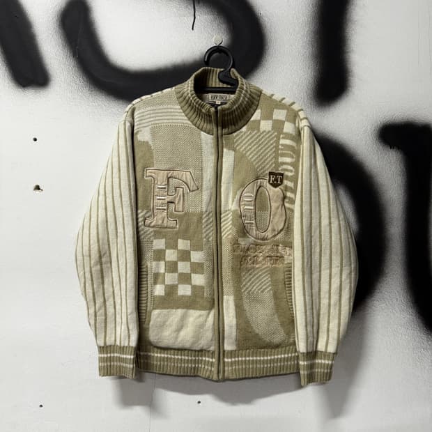 VTG 빈티지 울 혼방 자수 디테일 니트 바시티 자켓