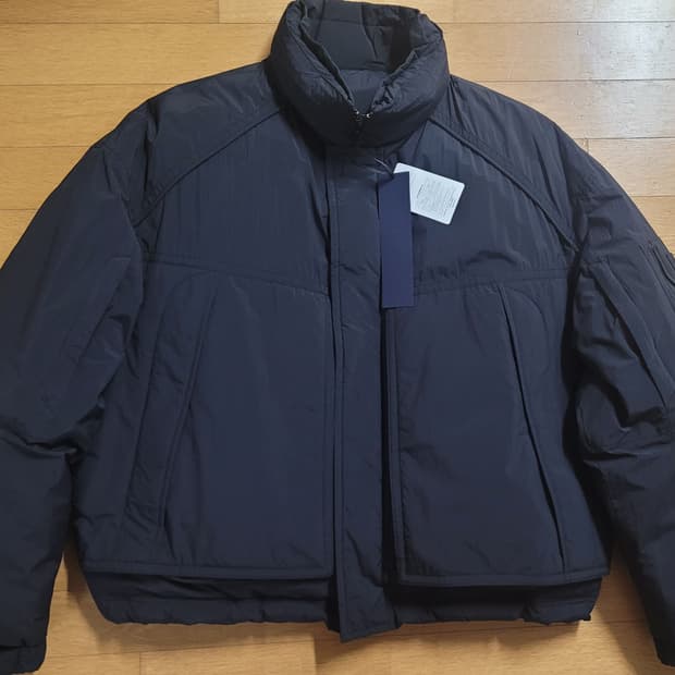 준지 / 23FW 179구스다운 블랙 패딩 / 46(105)