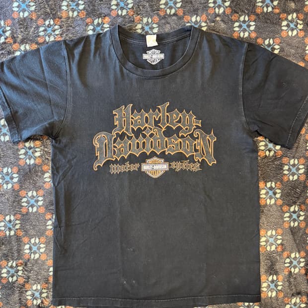 할리 반팔티셔츠