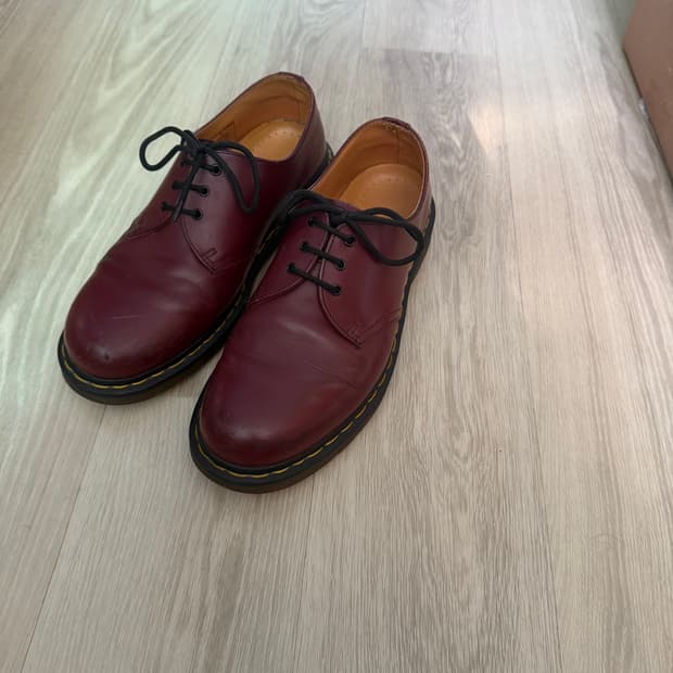 닥터마틴 체리레드 270