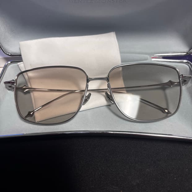 젠틀몬스터 아카데미아 02