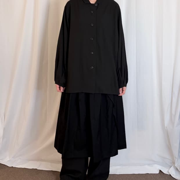 Volume Sleeve Oversized Shirt - Black