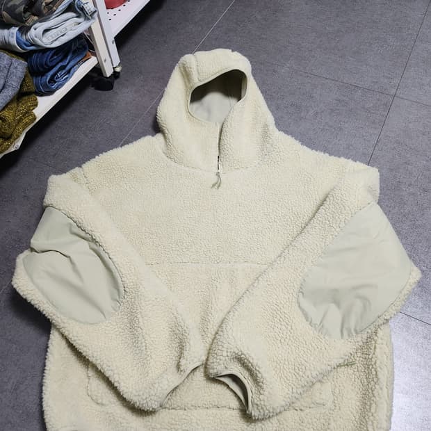 엔타이어 스튜디오 플러피 플리스