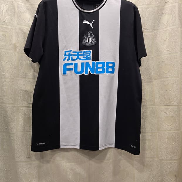 푸마 뉴캐슬 유나이티드 홈 유니폼 져지  XL
