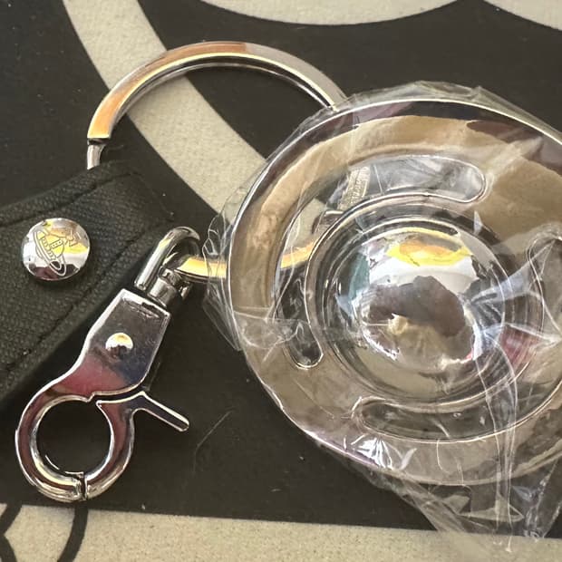 비비안웨스트우드 키링 블랙